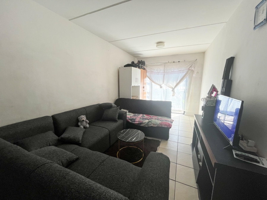 2 Bedroom Property for Sale in Maitland Western Cape